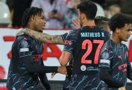Às vésperas do Mundial, time reserva do Manchester City vence na Champions