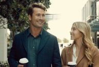 "Todos Menos Você": romance com Sydney Sweeney e Glen Powell chega aos cinemas