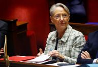 Primeira-ministra Elisabeth Borne apresenta demissão na França