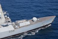 União Europeia lança missão naval para proteger navios no Mar Vermelho