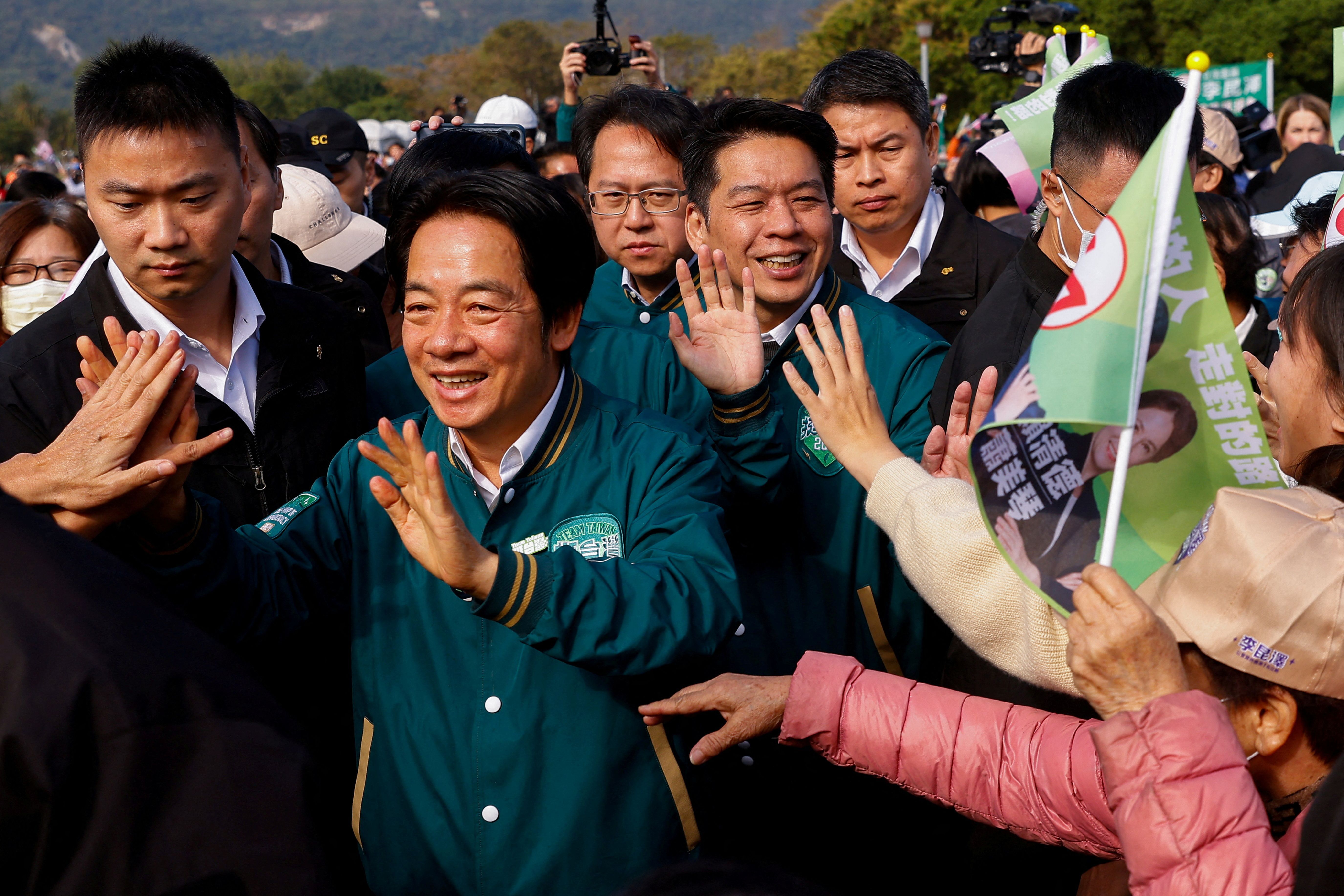 Lai Ching-te, vice-presidente de Taiwan e candidato à Presidência da ilha, chega para evento de campanha em Kaohsiung