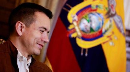 Daniel Noboa durante entrevista à Reuters em Quito