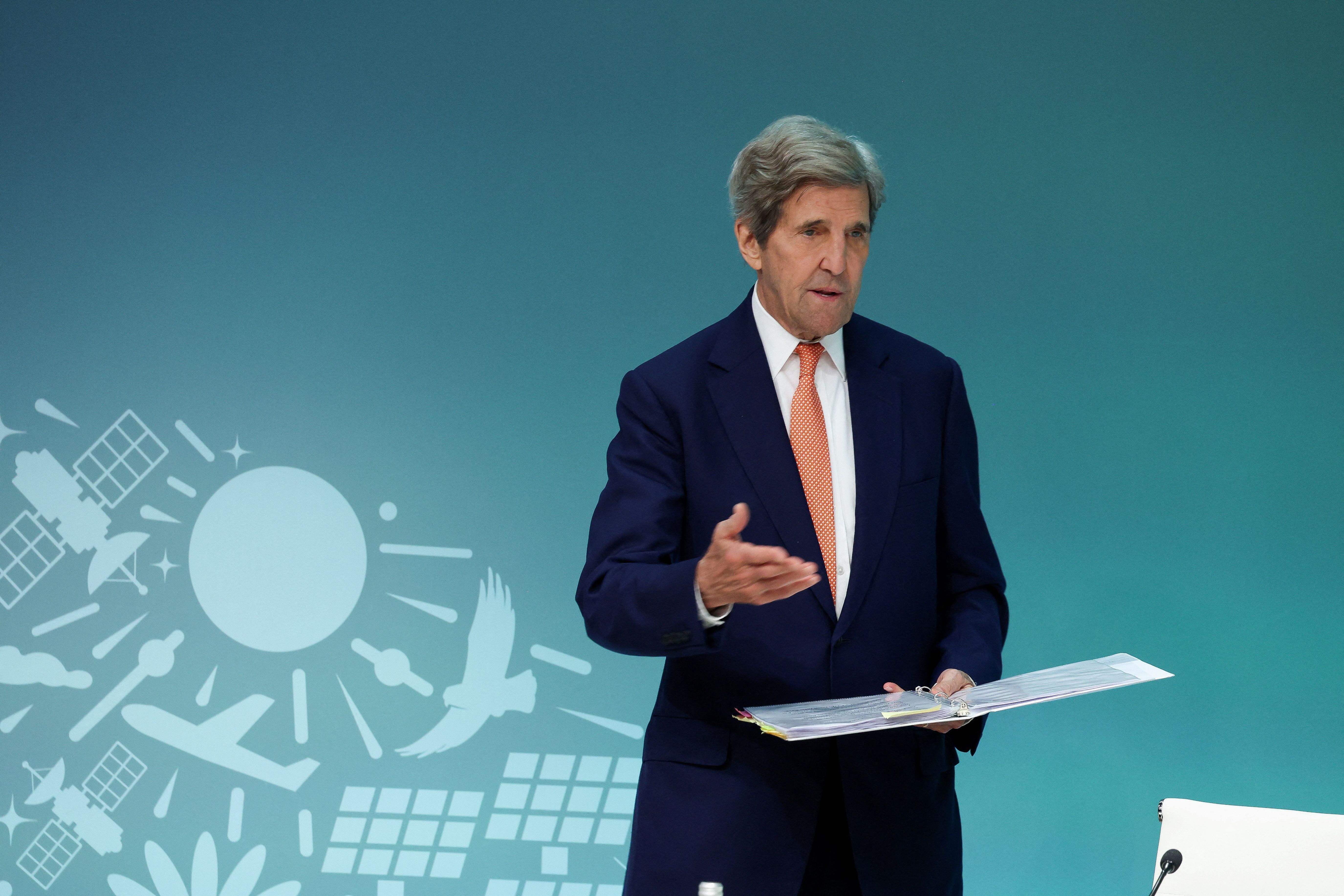 John Kerry durante a COP28, em Dubai