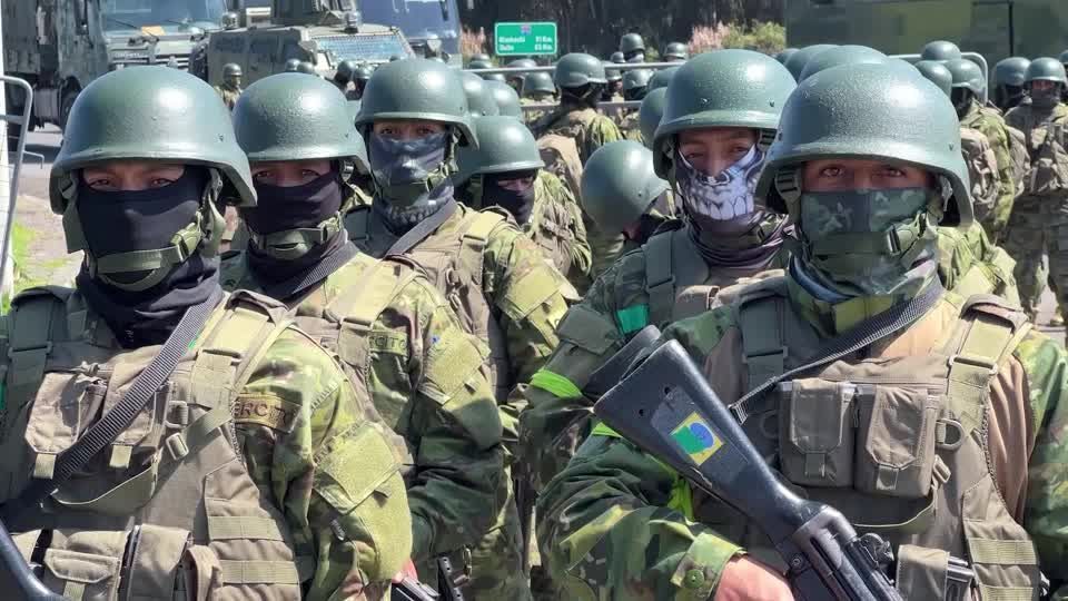 Hundreds of soldiers enter Cotopaxi prison in Ecuador