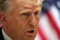 Tribunal mantém condenação de Trump por difamação contra escritora