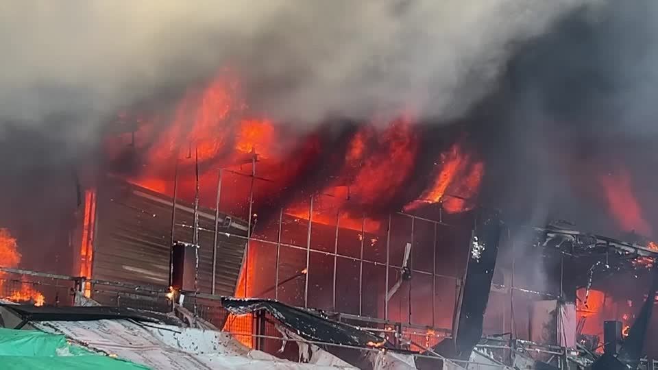 Serbia deploys helicopters to fight shopping mall blaze in capital