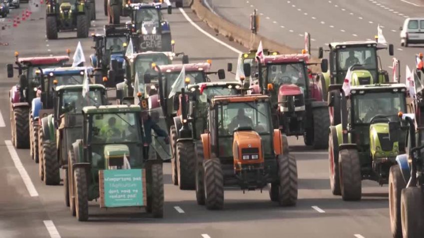 Agricultores protestam na França / REUTERS