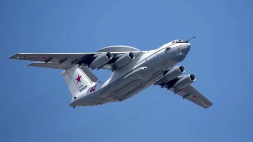 Um avião espião russo A-50 visto durante um ensaio para um desfile militar em Moscou em 2019