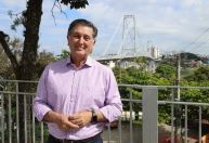 Quem é Topázio Neto, reeleito prefeito em Florianópolis