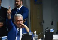 Presidente de comissão no Senado diz que projeto das 