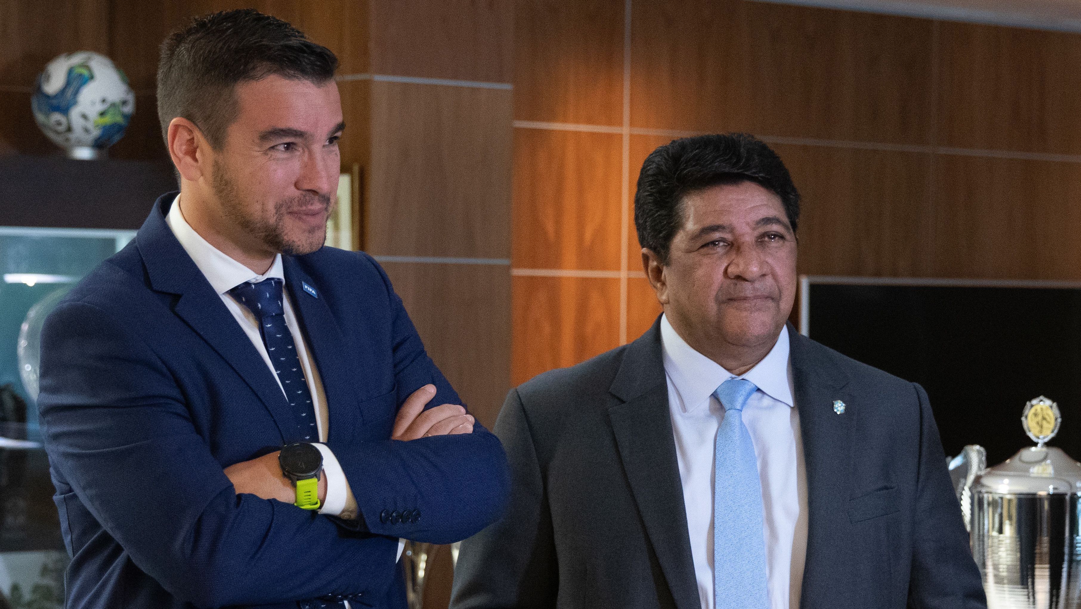 Emilio Garcia Silvero, chefe de conformidade da Fifa, e Ednaldo Rodrigues, presidente da CBF