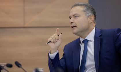 Ministro critica leilões de outros governos: "Errados ou mal-intencionados"