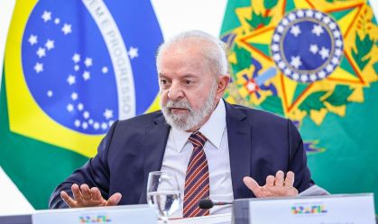Lula se diz à disposição de lideranças no Congresso para explicar motivo de veto a emendas