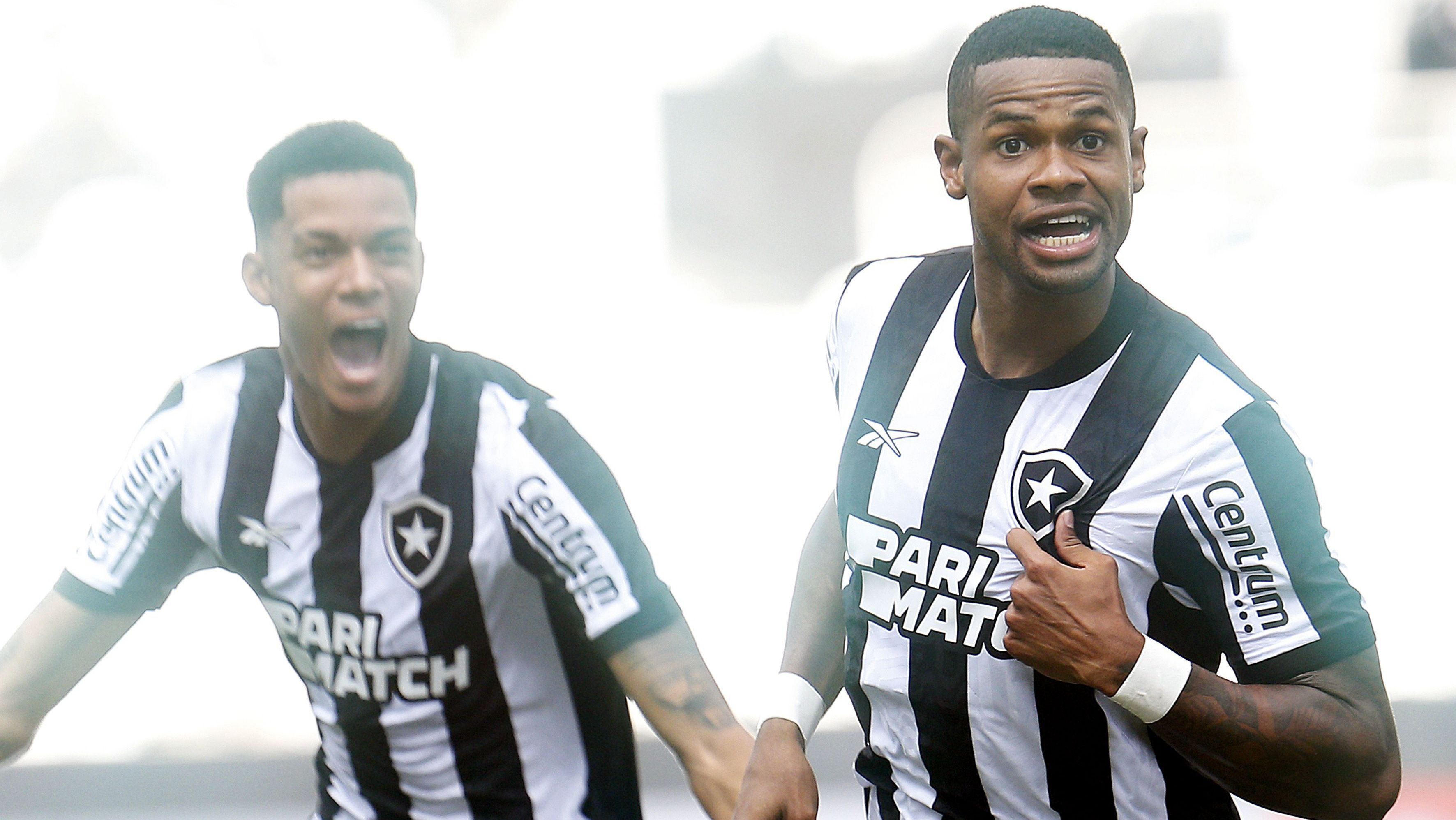 Júnior Santos comemora gol na vitória do Botafogo sobre o Bangu