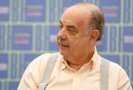 Prefeito de Belo Horizonte recebe alta após ser internado com dores nas pernas