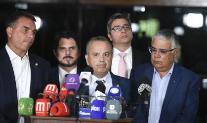 Oposição sugere a Pacheco que ações judiciais contra parlamentares tenham aval da Câmara e do Senado