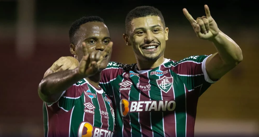 Arias e André são dois alvos do mercado europeu e podem deixar o Fluminense