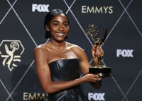 Quem é a atriz que foi indicada ao Emmy de atuação e direção no mesmo ano