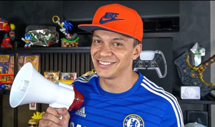 Quem é Júlio Cocielo, youtuber que anunciou divórcio de Tata Estaniecki