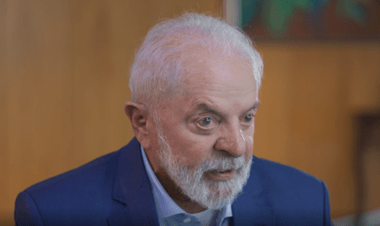 Lula à CNN sobre os ataques de 8 de janeiro: "Bolsonaro inventou mentiras e fugiu"