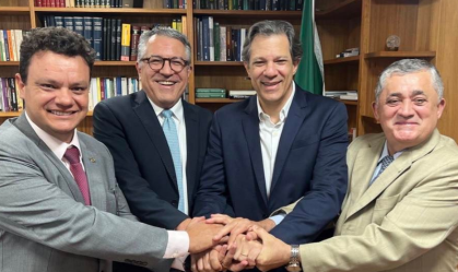 Líder do governo diz que não há "recuo" em negociações da desoneração