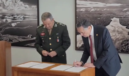 Barroso diz que comandante do Exército contribui para "pacificação" do país