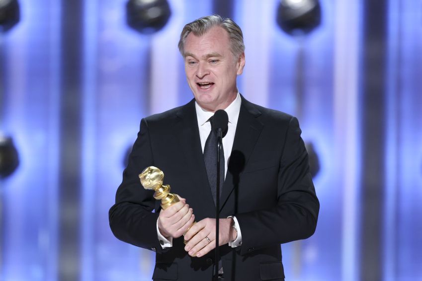 Christopher Nolan recebeu prêmio de Melhor Diretor por "Oppenheimer" no 81º Globo de Ouro, realizado no Beverly Hilton Hotel em 7 de janeiro de 2024, em Beverly Hills, Califórnia / Foto: Rich Polk/Golden Globes 2024 via Getty Images