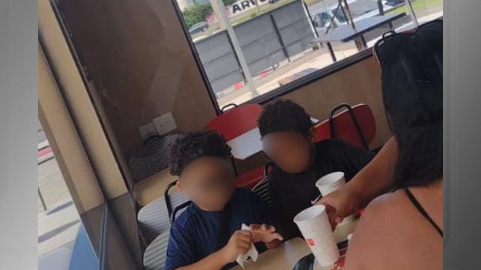 Família recebe foto de criança que seria Edson Davi