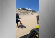 Vídeo: turistas sofrem tentativa de assalto em dunas no Ceará