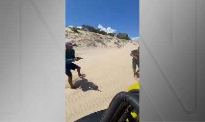 Vídeo: turistas sofrem tentativa de assalto em dunas no Ceará
