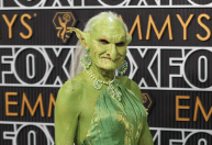 Goblin rouba cena no tapete vermelho do Emmy; entenda