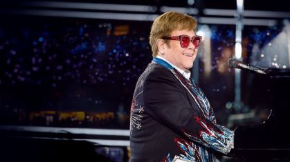 Com Emmy, Elton John atinge o nível de EGOT