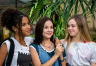 "Fazendo Meu Filme", baseado no livro de Paula Pimenta, ganha trailer; veja