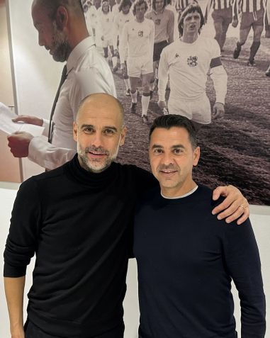 Técnico do Girona, Míchel, e o técnico do Manchester City, Pep Guardiola / Twitter/@GironaFC
