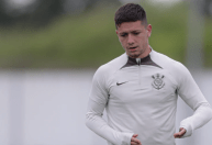 Corinthians oferece apoio psicológico a Garro após acidente fatal, diz dirigente