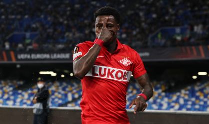 Quincy Promes celebra gol com a camisa do Spartak Moscou