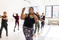Dança é eficaz para tratar obesidade e melhorar condicionamento, mostra estudo