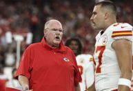 Técnico de Travis Kelce conta como conheceu Taylor Swift antes dele
