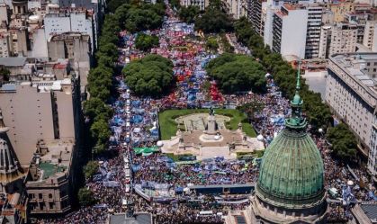 Central sindical argentina anuncia greve geral contra governo Milei em 9 de maio