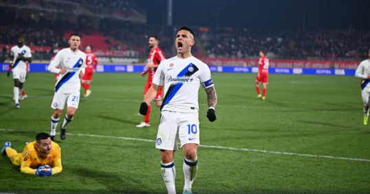 Grande destaque da partida, Lautaro Martínez marcou dois gols no jogo