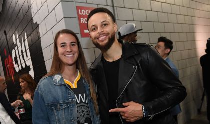 Steph Curry e Sabrina Ionescu disputarão desafio de três pontos no All-Star Weekend