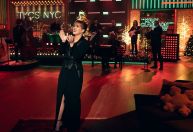Kelly Clarkson diz que caminhar por Nova York a ajudou a emagrecer
