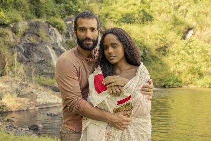 Primeira fase de Renascer: Maria Santa, a Santinha (Duda Santos), com José Inocêncio (Humberto Carrão)
