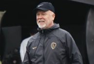 Nike vai deixar o Corinthians? Superintendente de marketing do clube responde