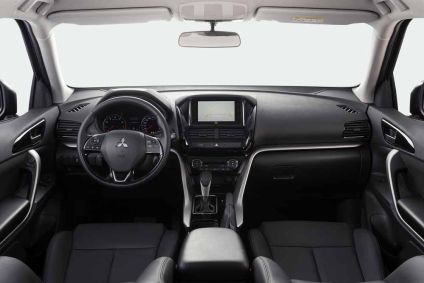 Mitsubishi Eclipse Cross Rush chega ao mercado