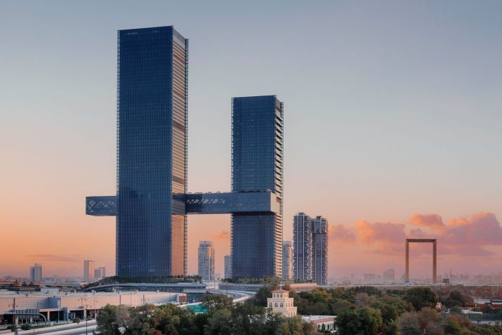O edifício conta com uma passarela de 226 metros e 9.500 toneladas/ Kerzner International