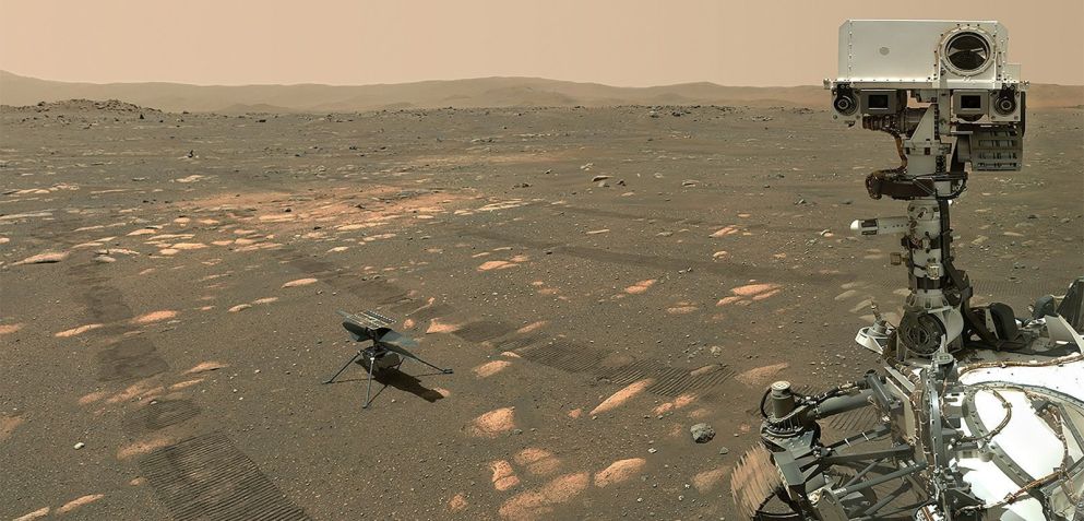 "Selfie" tirada pelo rover Perseverance em Marte, veículo da Nasa que atua como um transmissor de dados entre o helicóptero Ingenuity e a Terra. / NASA/JPL-Caltech/MSSS