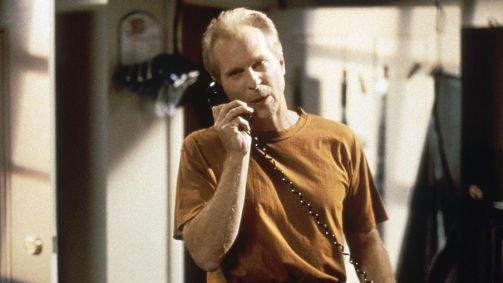 Peter Crombie interpretou Joe Davola, um antagonista eventual de &quot;Seinfeld&quot;
