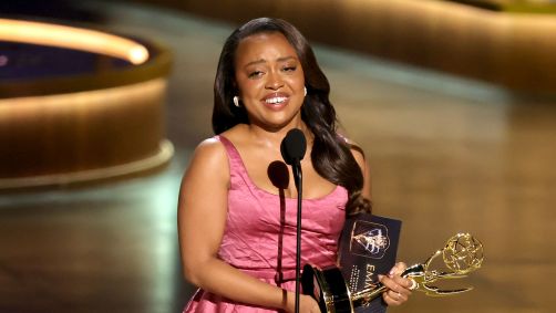 Quinta Brunson recebe o prêmio de Melhor Atriz Principal em Série de Comédia por “Abbott Elementary”