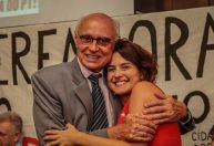 Suplicy lança vereadora para disputar com Marta indicação do PT para chapa de Boulos